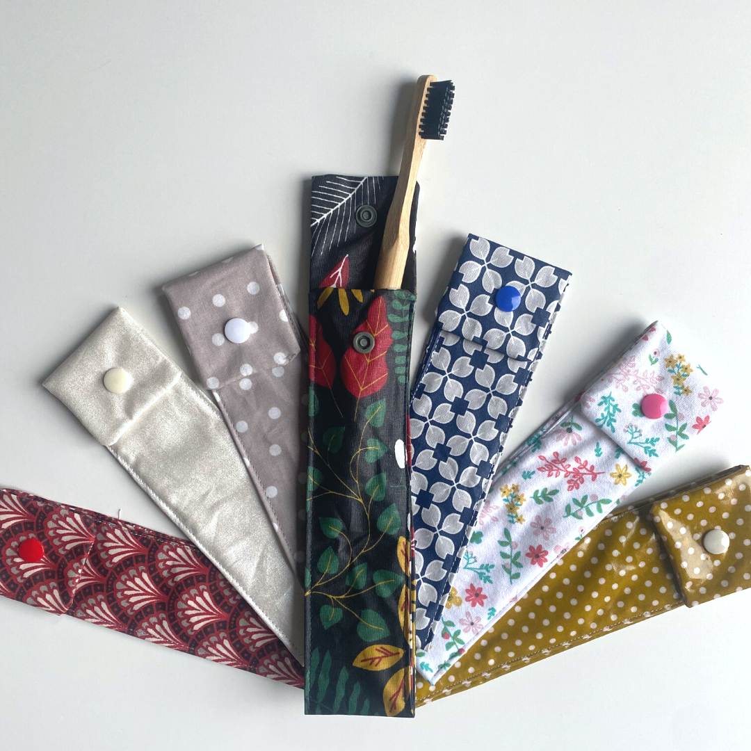 POCHETTE BROSSE A DENTS